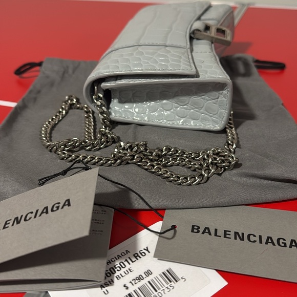 BALENCIAGA Hourglass leather crossbody bag - Picture 10 of 13